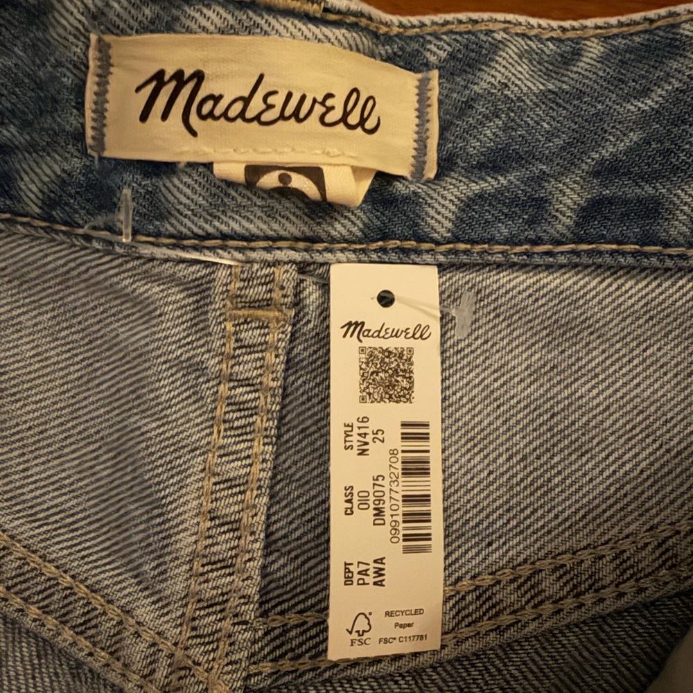 Madewell Curvy Superwide-Leg Jeans in Denim Blue - Picture 3 of 4